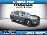 New 2025 Nissan Pathfinder Platinum image 2