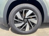 New 2025 Volkswagen Atlas SEL image 2