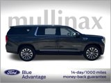 Used 2021 GMC Yukon XL Denali w/ Denali Premium Package image 3