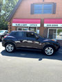 Used 2016 Nissan Juke SV image 2