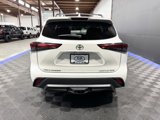 Used 2020 Toyota Highlander Limited image 4