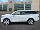 New 2025 Lincoln Navigator Reserve image 4