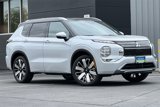 New 2025 Mitsubishi Outlander SEL image 3