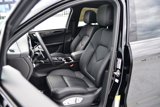 Certified 2025 Porsche Macan image 5