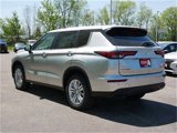 New 2025 Mitsubishi Outlander ES image 2