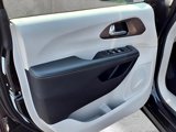 Used 2024 Chrysler Voyager LX image 4