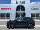 Used 2023 Chevrolet TrailBlazer LT image 2