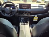 New 2025 Nissan Rogue SL image 3