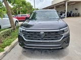 Used 2024 Volkswagen Atlas SEL Premium R-Line image 2