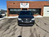 Used 2015 Dodge Grand Caravan SE image 2