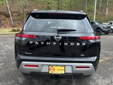 New 2025 Nissan Pathfinder SL image 5