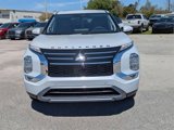 New 2025 Mitsubishi Outlander SE image 2