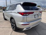 New 2025 Mitsubishi Outlander SE image 5