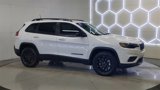 Used 2023 Jeep Cherokee Altitude Lux image 2