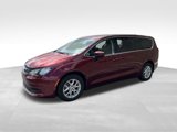 Used 2022 Chrysler Voyager LX image 3