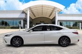 New 2025 Lexus ES 300h w/ Luxury Package image 3