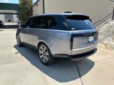 Used 2025 Land Rover Range Rover SV image 3