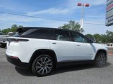 New 2025 Jeep Wagoneer Limited image 6