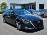 Used 2023 Nissan Altima 2.5 SV image 3