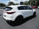 Used 2022 Kia Sportage LX image 5