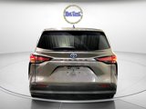 Used 2022 Toyota Sienna XLE image 4