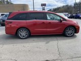 New 2025 Honda Odyssey Touring image 2