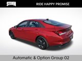 Used 2022 Hyundai Elantra SEL w/ Convenience Package image 3