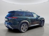 New 2025 Nissan Pathfinder Platinum image 2