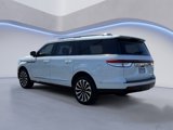 Used 2023 Lincoln Navigator L Reserve image 5