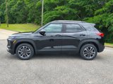 New 2025 Chevrolet TrailBlazer LT w/ Convenience Package image 3