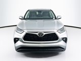Used 2024 Toyota Highlander LE image 2