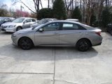 Used 2022 Hyundai Elantra SEL w/ Convenience Package image 2