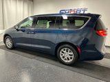 New 2025 Chrysler Pacifica Select image 2