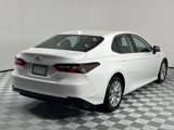 Used 2022 Toyota Camry LE image 5