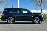 New 2025 Nissan Armada Platinum image 3