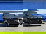 Used 2023 Land Rover Defender 130 X-Dynamic SE image 2