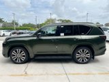 New 2025 Lexus LX 700h Luxury image 4