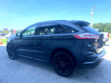Used 2022 Ford Edge SE w/ Black Appearance Package image 5