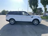Used 2017 Land Rover Range Rover Sport SE image 4
