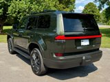 Used 2025 Lexus GX 550 w/ Accessory Package (2T) image 4