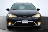 Used 2020 Chrysler Pacifica Touring-L image 3