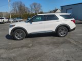 New 2025 Ford Explorer Active w/ Active Comfort Package image 2