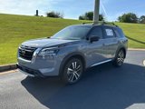 New 2025 Nissan Pathfinder Platinum image 2