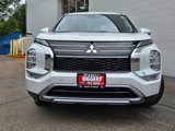 New 2025 Mitsubishi Outlander SE image 2