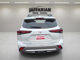 New 2025 Toyota Highlander Platinum image 3