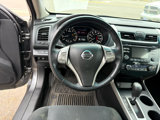 Used 2015 Nissan Altima 2.5 SV image 3