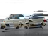 Used 2011 Chrysler Town & Country Touring image 5