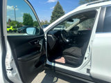 Used 2019 Nissan Rogue SV image 6