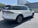 Certified 2023 Lincoln Aviator AWD w/ Premium Package image 5