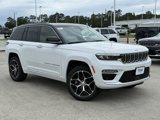 New 2025 Jeep Grand Cherokee Summit image 2